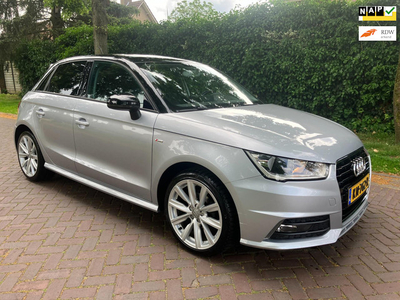 Audi A1 Sportback 1.0 TFSI Adrenalin 5 Deurs Navi Clima ZEER MOOI