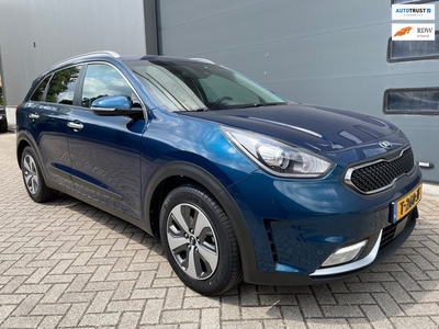 Kia NIRO 1.6 GDi Hybrid ComfortLine / Camera / Navigatie