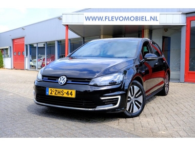 Volkswagen Golf 1.4 TSI GTE Aut. NaviClimaSportstoelenPDC