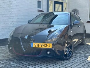 Alfa Romeo Giulietta 1.4 T Exclusive Navigatie DAB 18