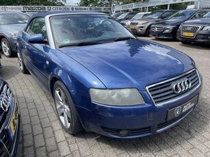 Audi A4 Cabriolet 2.4 V6 Airco Stoelverw. Leder 17