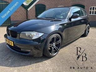 BMW 1-serie 116i Business Line AIRCO NIEUWE APK HELE MOOIE