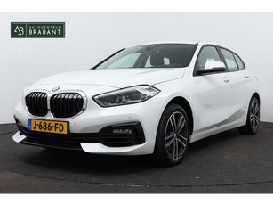 BMW 1-serie 118i Executive (NAVIGATIE, CARPLAY