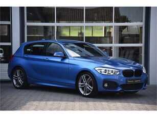 BMW 1-serie 120i Executive (bj 2018, automaat)