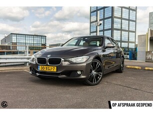 BMW 3-serie 320i Upgrade Edition - Leder - Dak - Nwe ketting