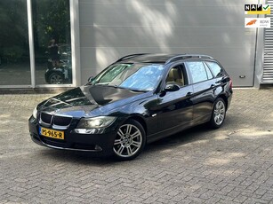 BMW 3-serie Touring 318i / AUTOMAAT / SCHUIFKANTELDAK /