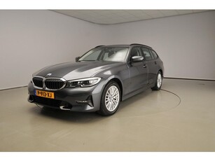 BMW 3 Serie Touring 318i LED Navigatie Sportstoelen