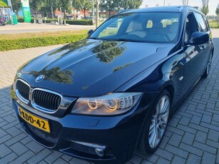 BMW 3-serie Touring 318i M Sport M-Pakket Pano Leder Navi