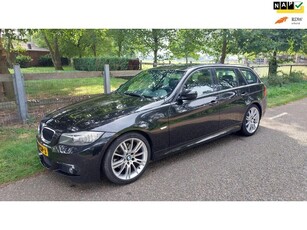 BMW 3-serie Touring 320i Business Line Sport