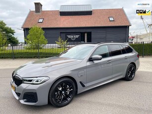 BMW 5-serie Touring 530e Edition-Plus M Sport Panodak