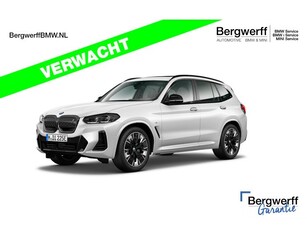 BMW iX3 High Executive - Pano - Trekhaak - Head Up -