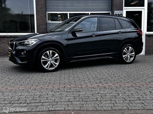 BMW X1 sDrive18i High Executive AUT PANO/AIRCO/CRUISE/NAVI