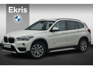 BMW X1 xDrive20i Sport Line Panoramadak / Elektrisch