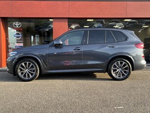 BMW X5 xDrive45e High Executive M-SPORT PANO TREKHAAK