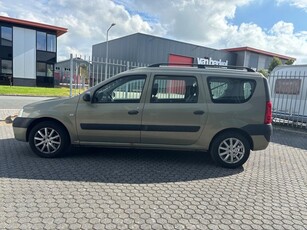 Dacia Logan MCV 1.6-16V Lauréate 7 PERS AIRCO