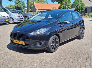 Ford Fiesta 1.25 5 Deurs Airco - Trekhaak - Centrale vergrendeling - Elektrische Ramen