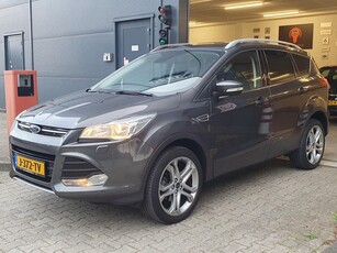 Ford Kuga 1.5 Titanium / NWE BEURT + APK / AFN. TREKHAAK /