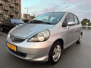 Honda Jazz 1.4 LS AUTOMAAT Airco Nieuw Apk Grote Beurt en