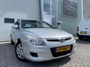 Hyundai I30 1.4i Active Cool (bj 2009) *AIRCO* APK:04-2025