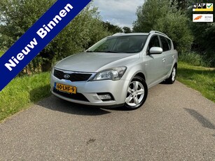 Kia Cee'd 1.4 CVVT X-pect / PDC Achter / Navigatie / Airco