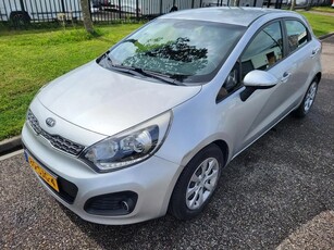 Kia RIO 1.2i 5drs bj2011 1,2i 5 deurs rijd goed netjes apk