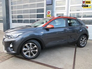 Kia Stonic 1.0 T-GDi DynamicLine / Camera / Navi / LMV 17