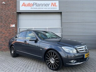 Mercedes-Benz C-klasse 300 V6 Avantgarde! Leder! Navi! Pano!