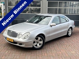 Mercedes-Benz E-Klasse 240 Avantgarde YOUNGTIMER 2e eigen