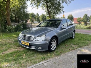 Mercedes C-klasse 180 K. Classic