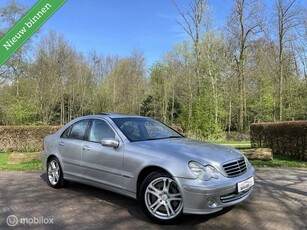 Mercedes C-klasse 350 Avantgarde 4-Matic / LEES BESCHRIJVING