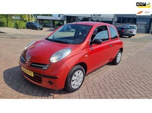 Nissan Micra 1.2 Pure,bj.2005,kleur:rood,NAP met 138455