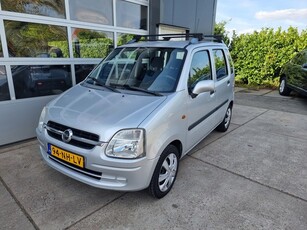 Opel Agila 1.2-16V Color Edition