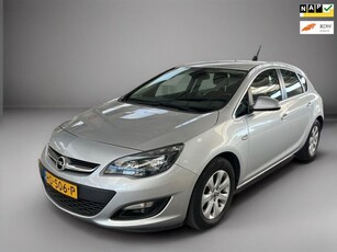 Opel Astra 1.4 TURBO 140 PK 6 BAK Bj 2015 Blitz 1e Eig