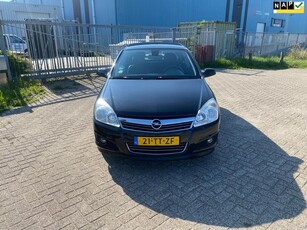 Opel Astra 1.6 Cosmo Automaat