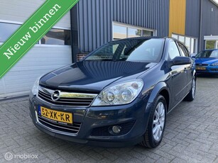 Opel Astra 1.6 Temptation ZEER NETJES!