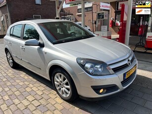 Opel Astra 1.8 Sport / evt nieuwe apk! Nette auto