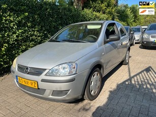 Opel Corsa 1.0-12V Essentia / nap