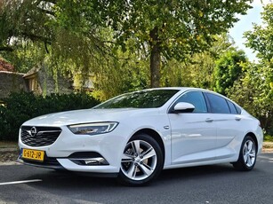 Opel Insignia Grand Sport 1.6 CDTI Executive