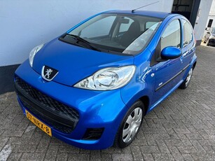 Peugeot 107 1.0-12V Millesim 200 5-Deurs - Airco