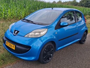 Peugeot 107 1.0-12V XR 2006 AIRCO NIEUWE APK (bj 2006)