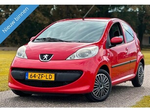 Peugeot 107 1.0-12V XS 5 Deurs Zeer Nette Auto!!!