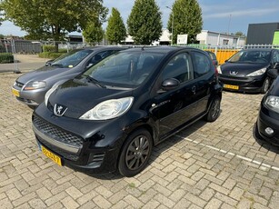 Peugeot 107 1.0-12V XS Automaat Airco 5 deurs