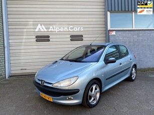 Peugeot 206 1.4 Gentry 5-deurs / Airco / APK 08-2025 / NAP