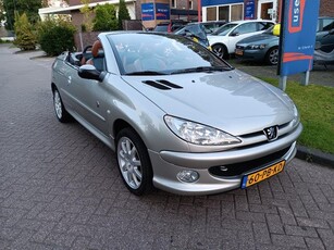 Peugeot 206 CC 2.0 16V Roland Garros, Leder, Airco, LMV