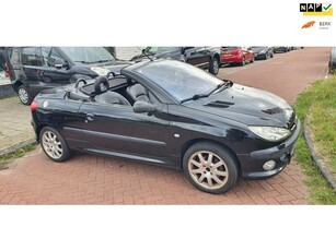 Peugeot 206 CC 2.0-16V,leder, AIRCO