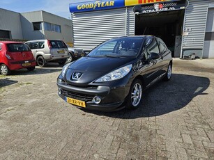 Peugeot 207 1.4-16V XS Goed rijdende en nette sportieve