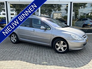 Peugeot 307 SW 2.0 16V Pack Pano / Trekhaak / PDC achter /