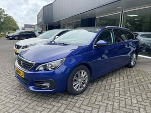 Peugeot 308 SW 1.2 110pk Navigatie Afnb Trekhaak Cruise ECC Airco PDC