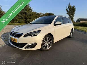 Peugeot 308 SW 1.2 PureTech 130PK Allure Parelmoer wit NAP!