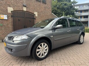 Renault Mégane Grand Tour 1.6-16V Tech Line